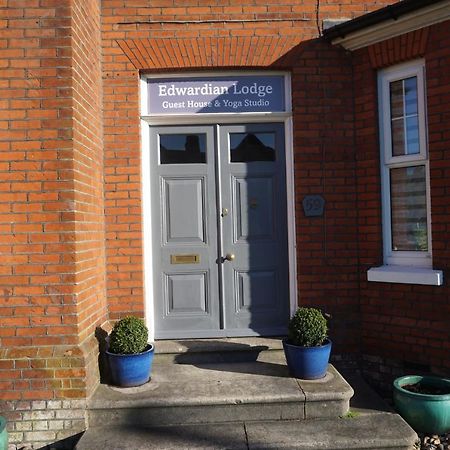 The Edwardian Lodge Guest House Salisbury Extérieur photo